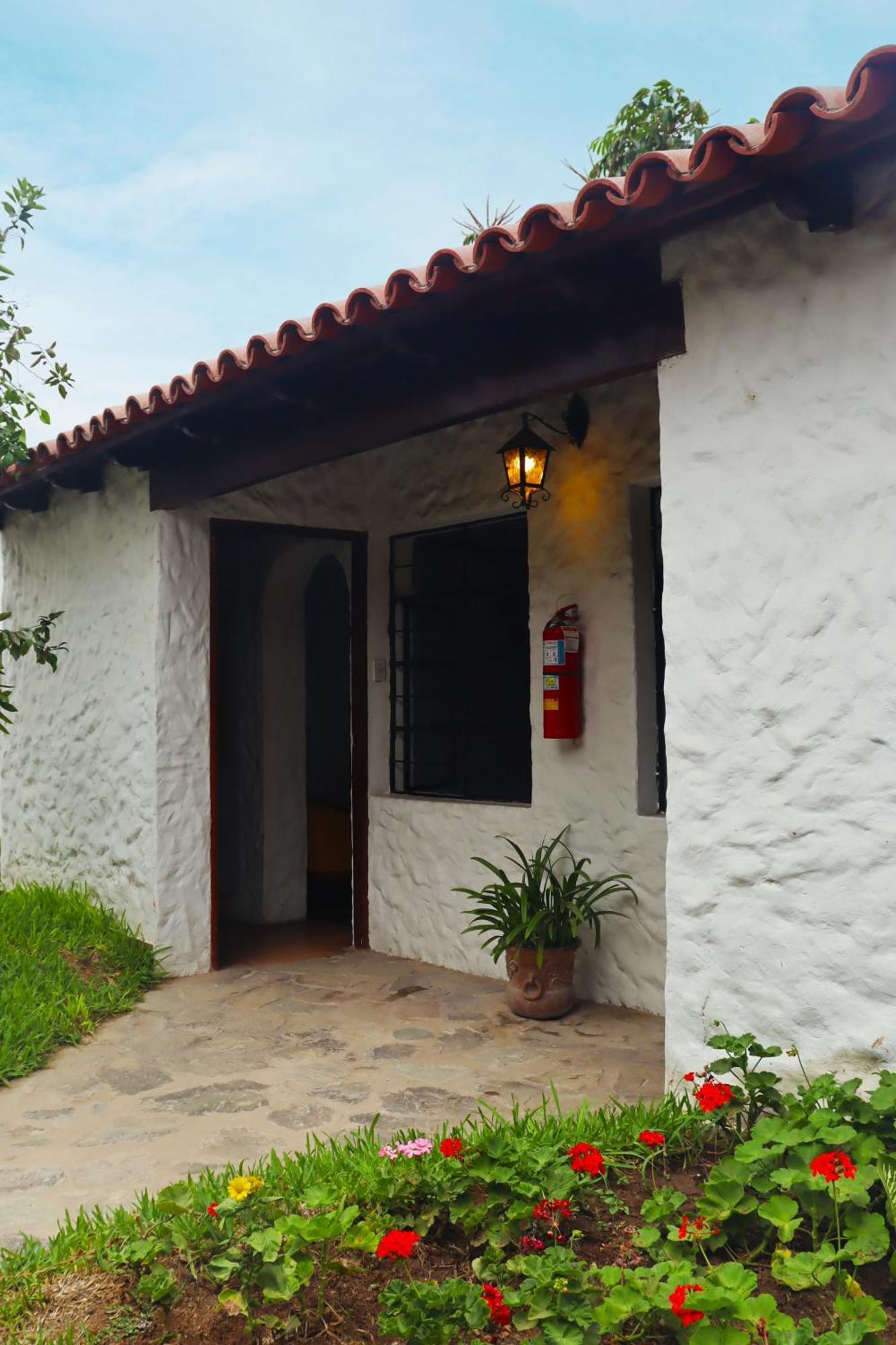 Los Andes - Restaurant & Bungalows Cieneguilla Exterior foto